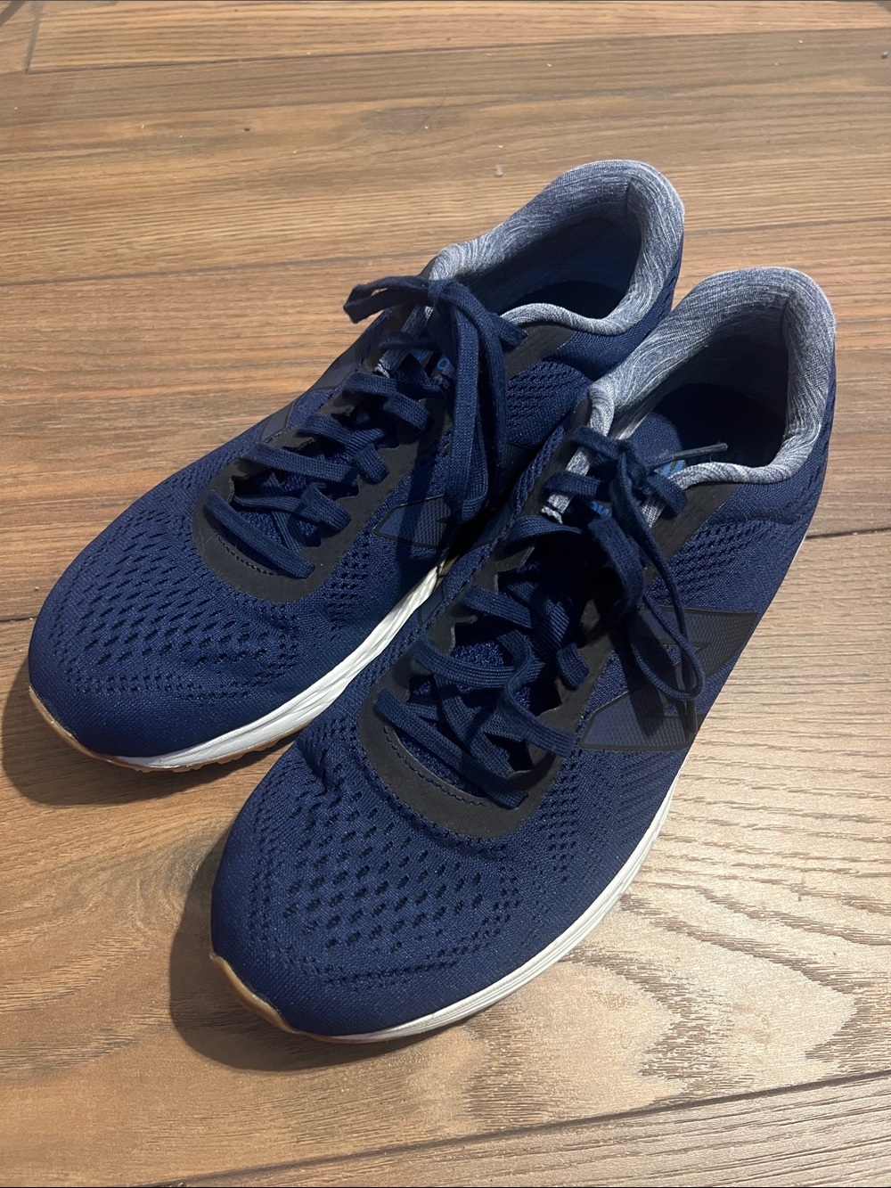 New Balance Men’s Navy Athletic Running Shoes